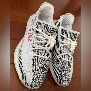Yeezy Boost 350 V2 ‘Zebra’
